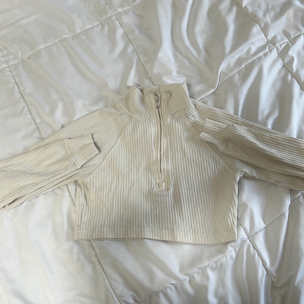 PLL long sleeve zip up crop top